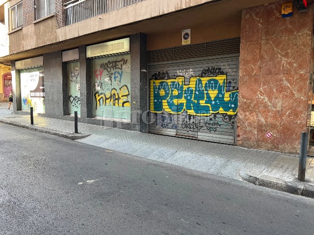 La entrada del garaje en Carrer del Mestre Candi, en Sant Josep