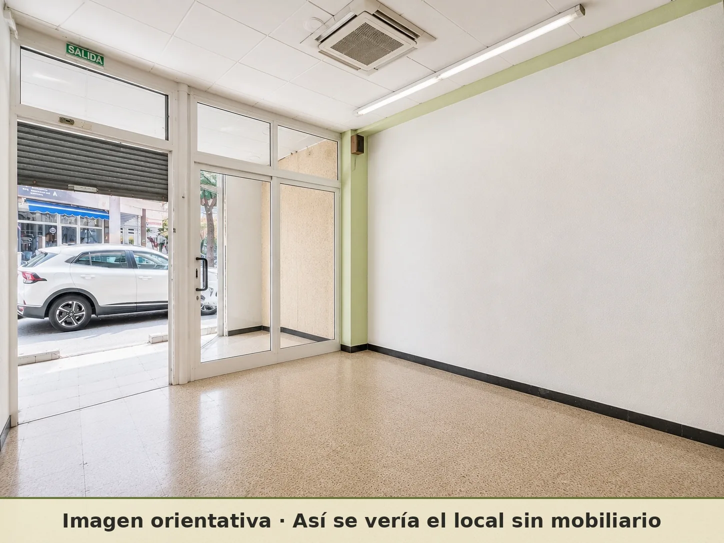 Imagen orientativa: el escaparate visto desde dentro, sin mobiliario